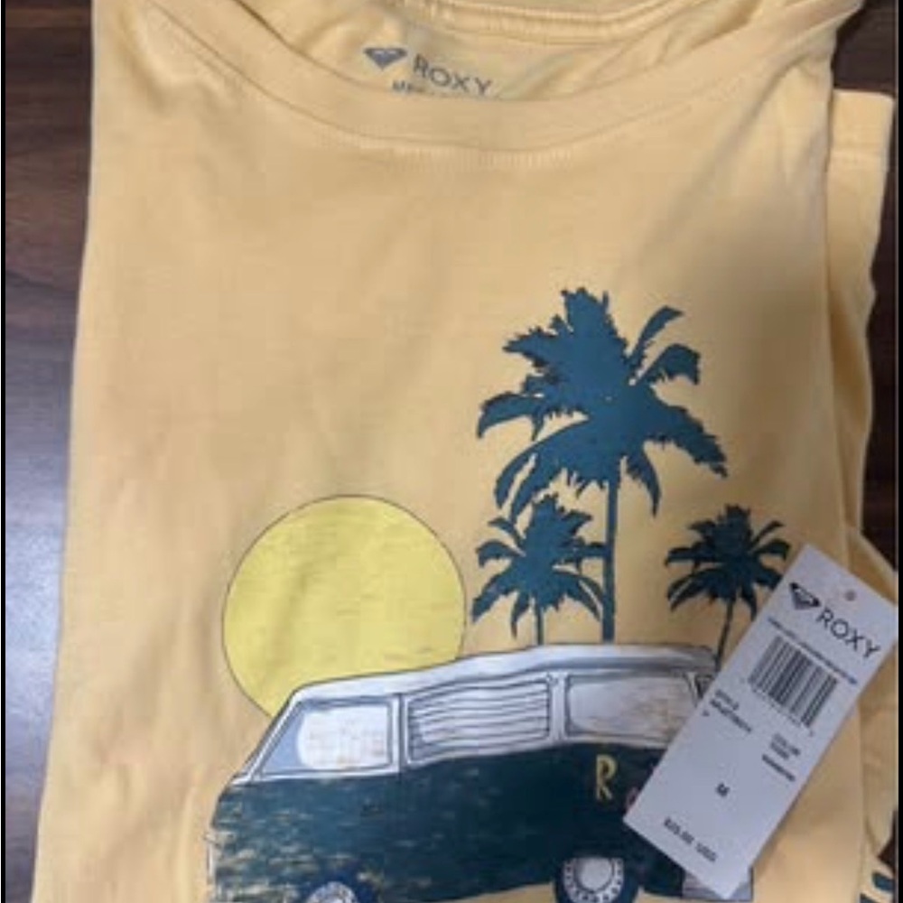 Roxy Yellow size M  Shirt with Blue Palm Tree Design
